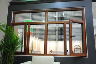 廊坊鳳鋁與泓潤鋁塑門窗 專業(yè)門窗制作與制造的領軍者