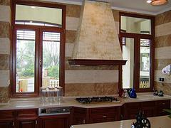 探尋煙臺鋁木門窗 優質廠家、熱銷貨源與采購指南